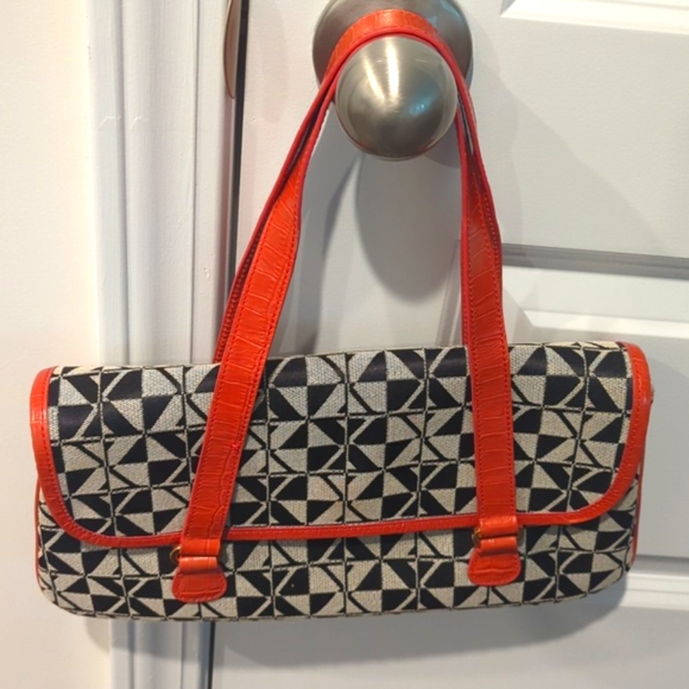 MAXX NEW YORK Handbag NWOT